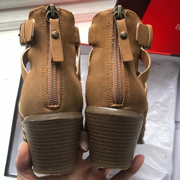 Guess Booties - Picture 6 of 6